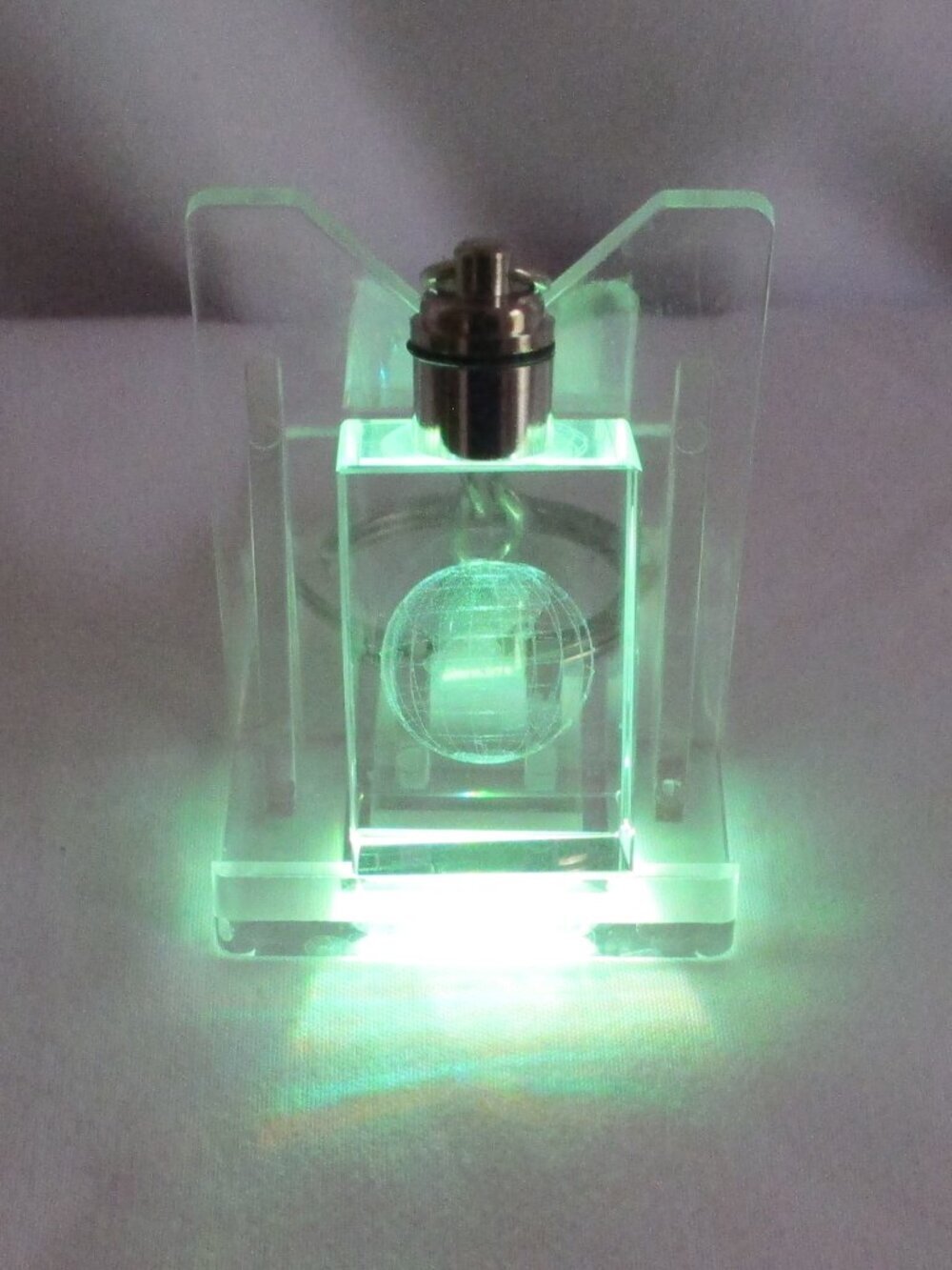 Earth Crystal Keychains with LED Light Display with Box - Picture 3 of 7